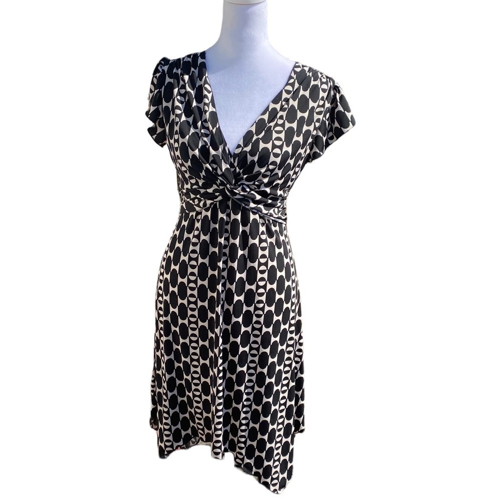 Black and Tan New Directions dress size small. - Picture 3 of 9